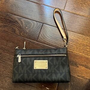 Mk wristlet